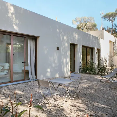 Bed & Breakfast Calella Brava 4*